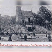 De voorgevel van het kasteeltje Oud-Wulven met op de voorgrond een siertuin in 1907. Bron: Regionaal Archief Zuid-Utrecht (RAZU), 353, 41870, 44.