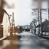 Zicht op het buurtschap Vechten vanaf de Provincialeweg met links boerderij De Prins en rechts boerderij Wiltenburg rond 1925-1930.