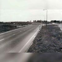 Zicht op de reconstructie, verlegging van de Utrechtseweg en bouw van het Oud-Wulven viaduct over de rijksweg A27 ter hoogte van bedrijfsterrein de Doornkade in 1979 die toen nog gebouwd moest worden. Bron: HUA, 1929.