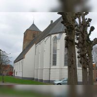 De Johannes de Doper kerk in Beusichem in maart 2010. Bron: Wikimedia Commons.