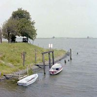Haven bij de Susannahoeve op het eiland Tiengemeten. Bron: Regionaal Archief Dordrecht, 14. 552_451858.